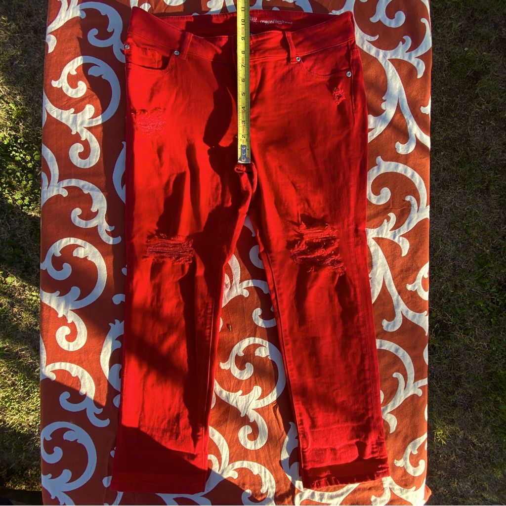 Soho Jeans Cropped Boyfriend Red Size 6 28